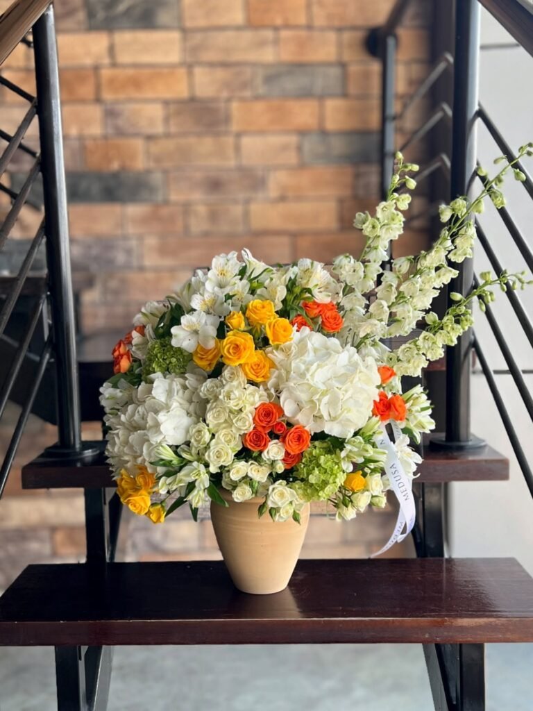 Signature Vase Arrangement — 03