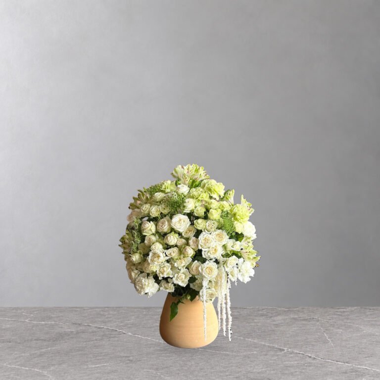 Signature Vase Arrangement — 09