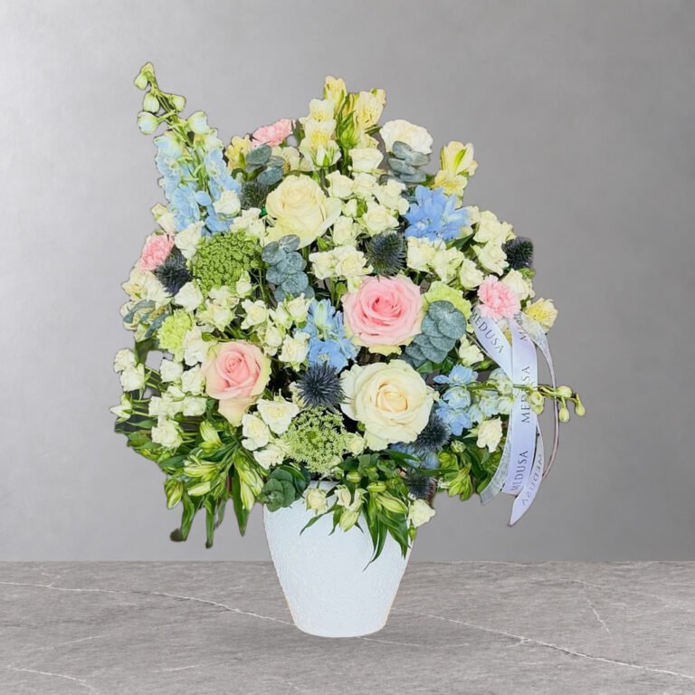 Signature Vase Arrangement — 10