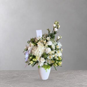Signature Vase Arrangement — 14
