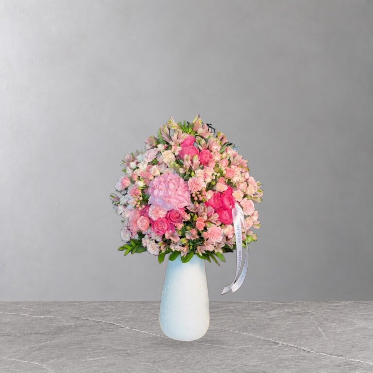 Signature Vase Arrangement — 12